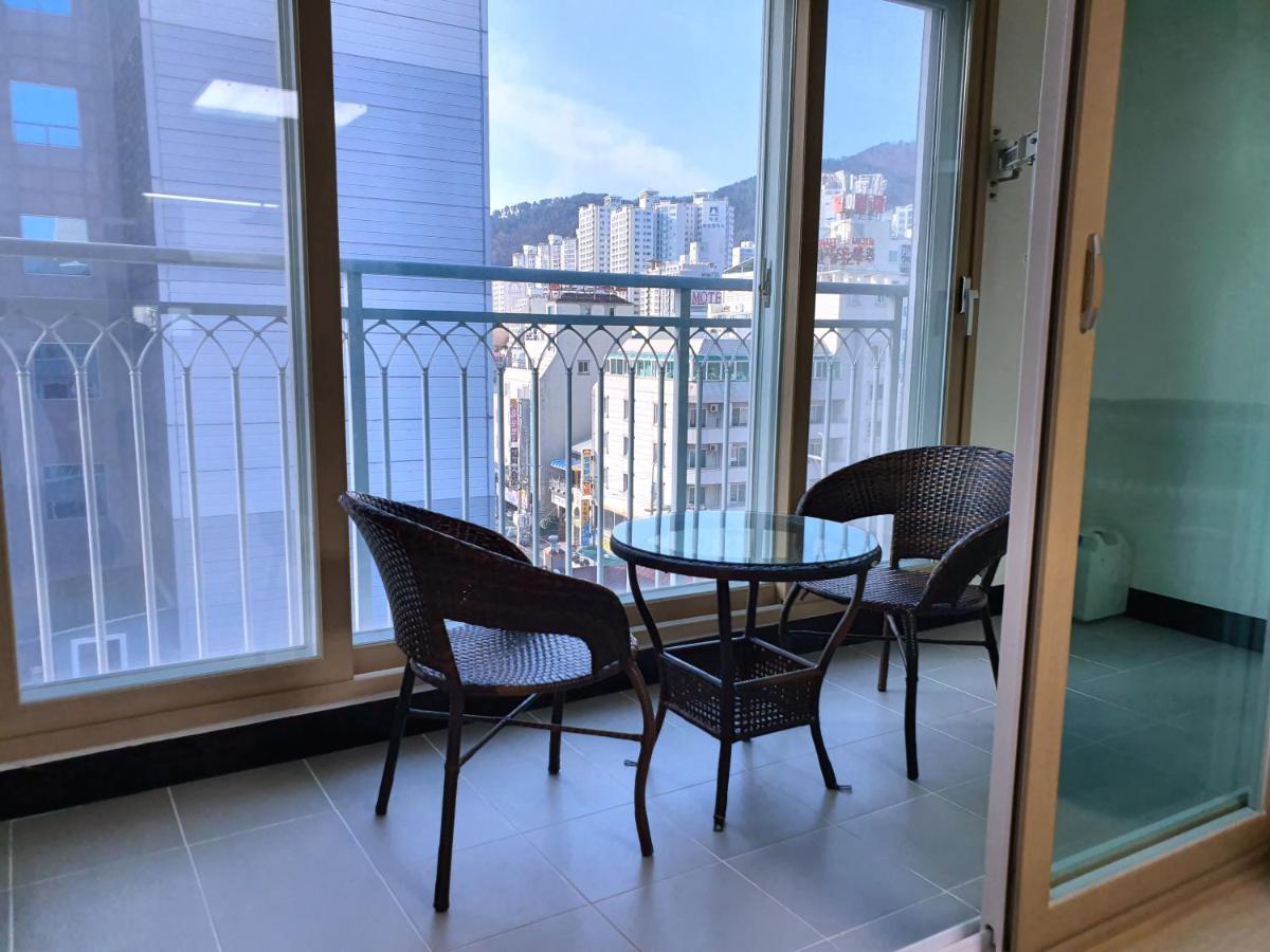Js Residence Hotel Okpo Geoje Buitenkant foto
